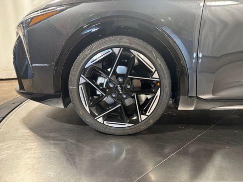 New 2026 Kia K4 GT-Line image 2