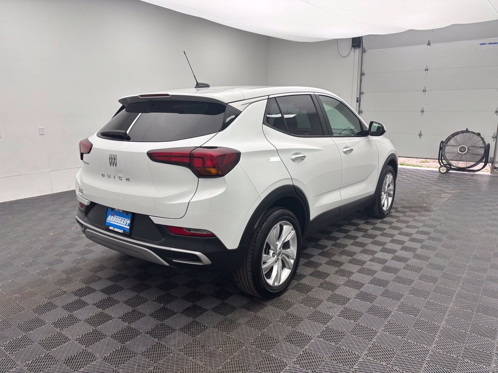 Used 2024 Buick Encore GX Preferred w/ Comfort Package FWD image 8