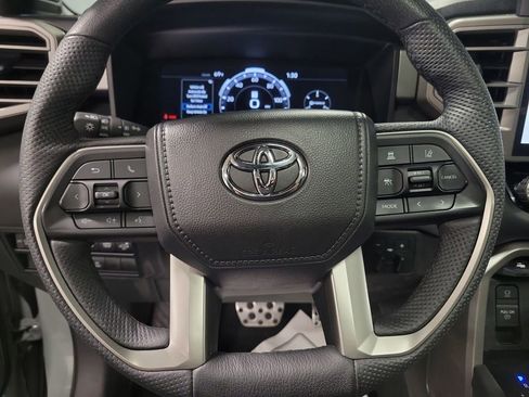 Used 2025 Toyota Tundra Limited image 19