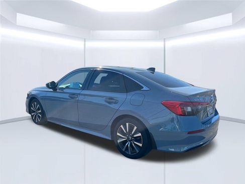 Certified 2023 Honda Civic EX image 3