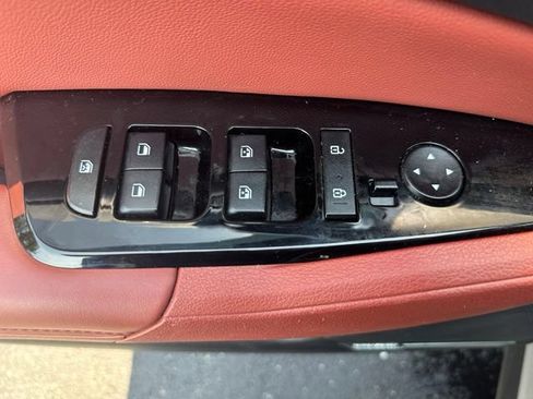 Used 2024 Kia Sportage SX AWD/4WD image 11