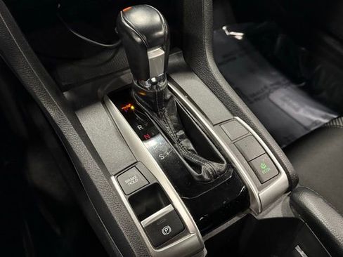 Used 2020 Honda Civic Sport image 28