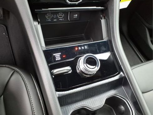 New 2026 Jeep Grand Cherokee Limited AWD/4WD image 22