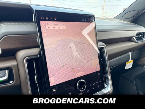 New 2026 GMC Yukon XL Denali Ultimate AWD/4WD image 7