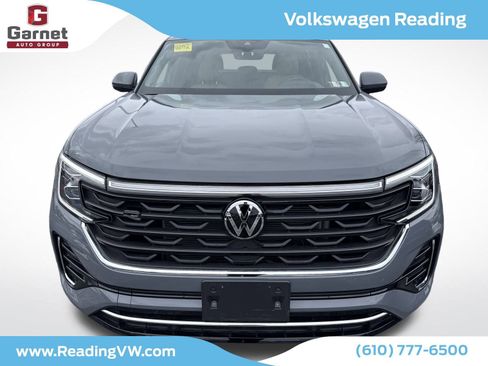 Certified 2024 Volkswagen Atlas Cross Sport SEL R-Line image 9