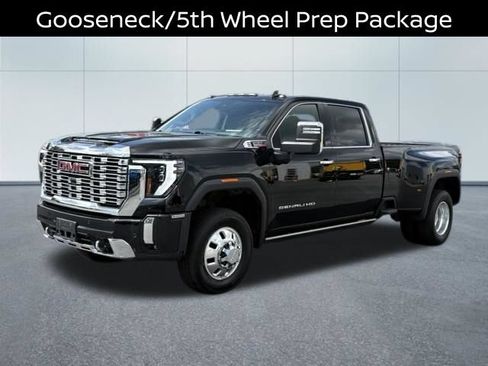 Used 2024 GMC Sierra 3500 Denali w/ Denali Reserve Package AWD/4WD image 7
