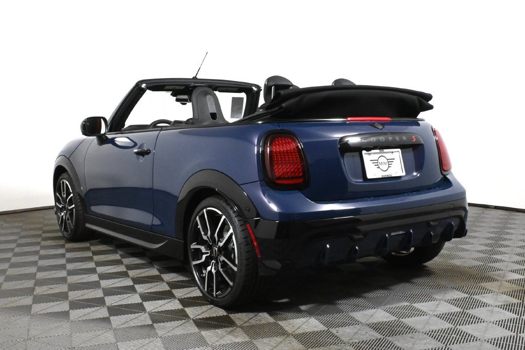 Used 2026 MINI Cooper S FWD image 13