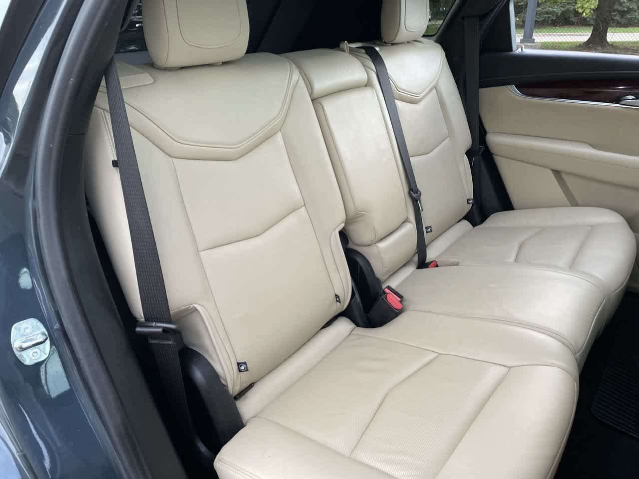 Used 2019 Cadillac XT5 Luxury FWD image 15