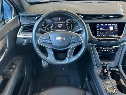 Certified 2023 Cadillac XT5 Luxury FWD image 16