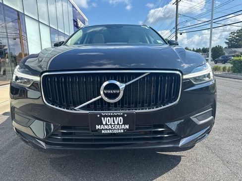 Used 2021 Volvo XC60 T5 Momentum w/ Climate Package AWD/4WD image 7