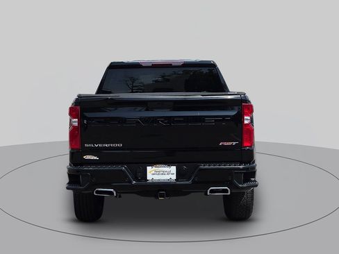 Used 2022 Chevrolet Silverado 1500 RST w/ Safety Package AWD/4WD image 4