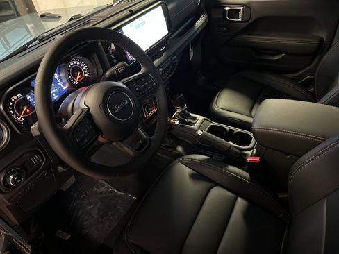 New 2026 Jeep Gladiator Sport image 9