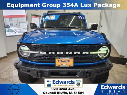 Used 2021 Ford Bronco Wildtrak AWD/4WD image 3