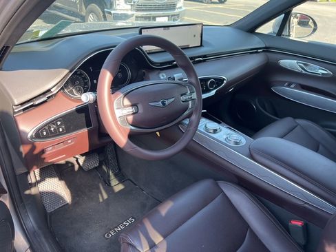 Used 2024 Genesis GV70 2.5T w/ Advanced Package AWD/4WD image 5