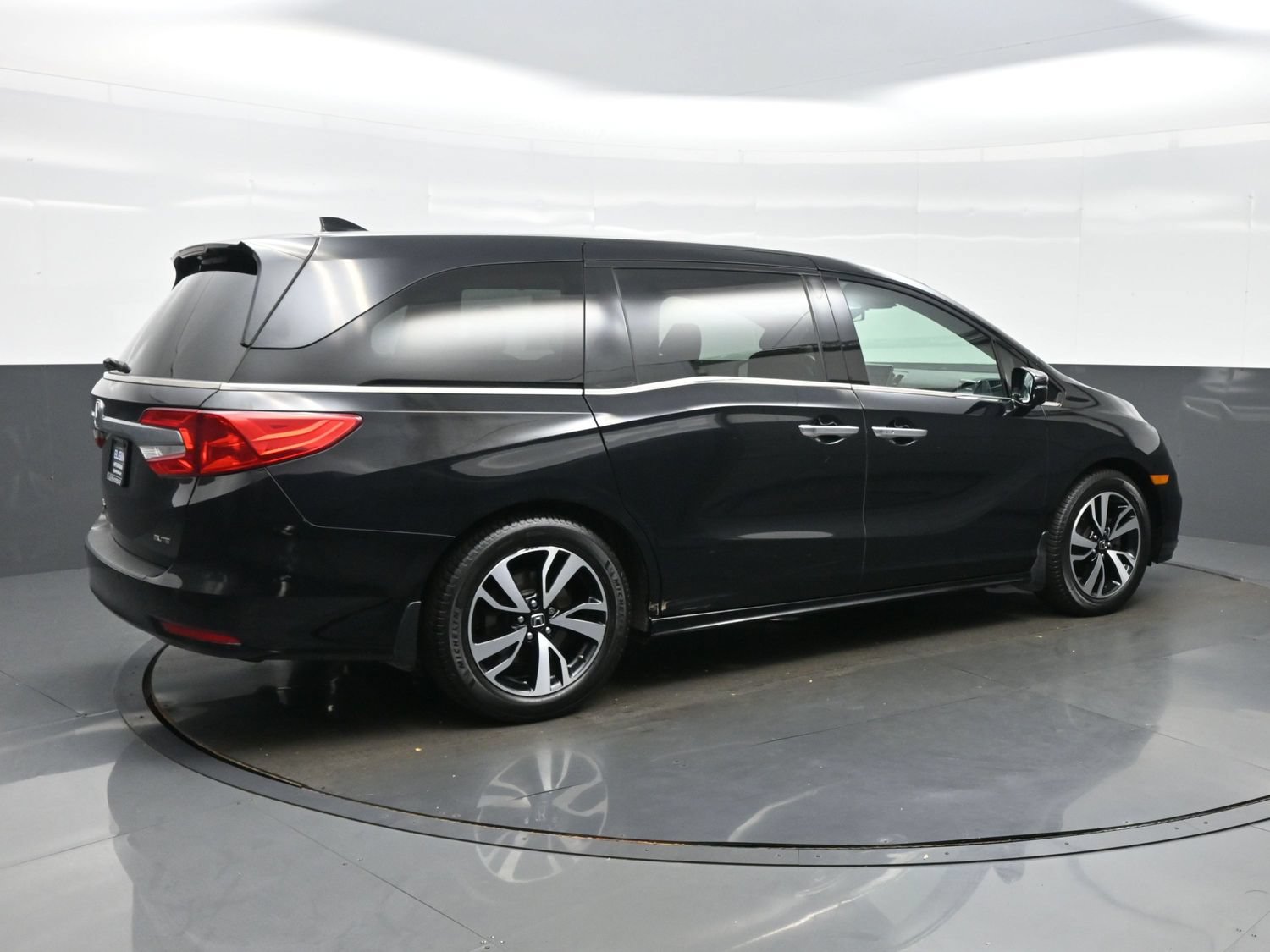 Used 2019 Honda Odyssey Elite image 6