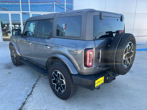 Used 2024 Ford Bronco Outer Banks AWD/4WD image 5