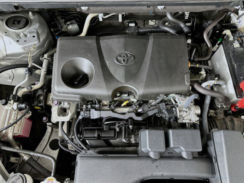 Used 2024 Toyota RAV4 LE image 29