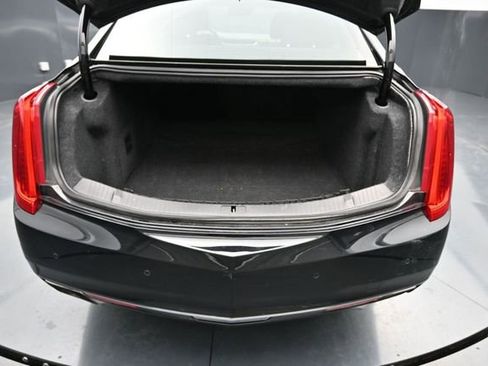 Used 2013 Cadillac XTS Platinum FWD image 9