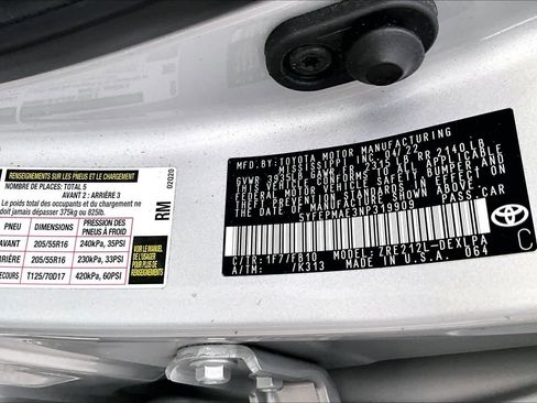 Used 2022 Toyota Corolla LE image 36