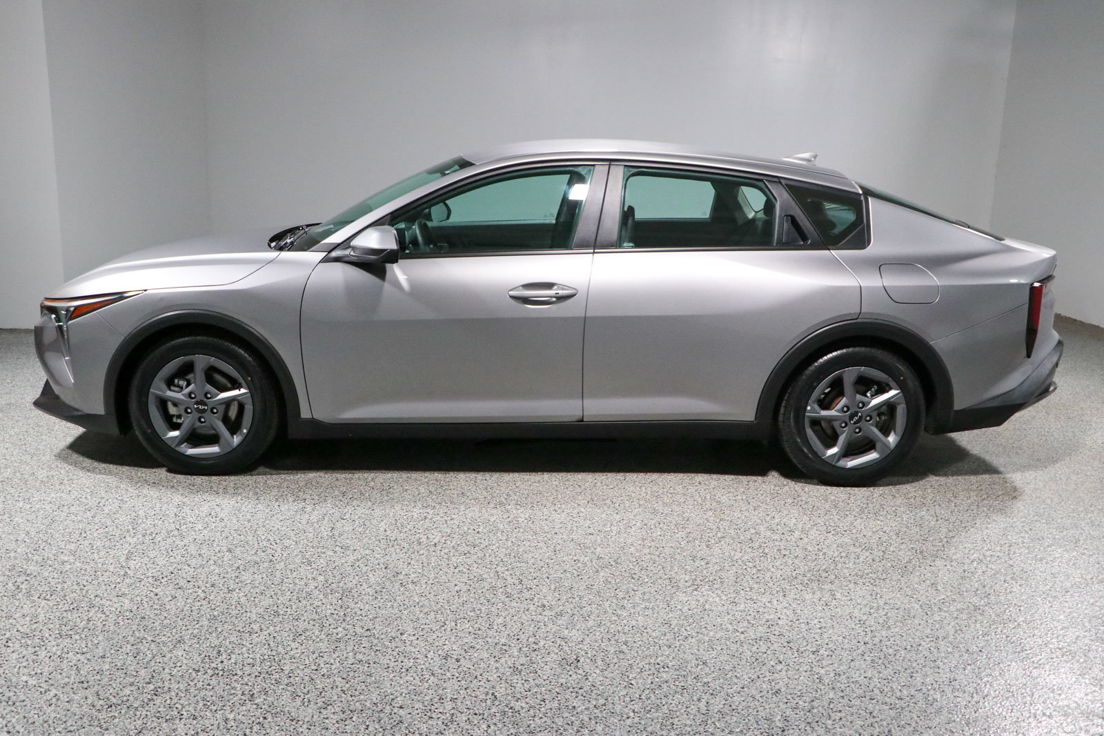 Used 2025 Kia K4 FWD image 10