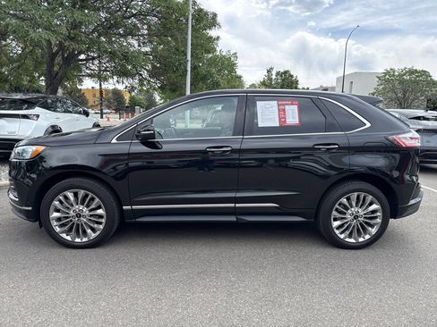 Used 2022 Ford Edge Titanium w/ Equipment Group 301A AWD/4WD image 4