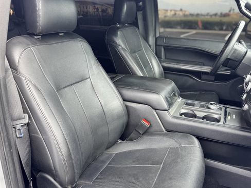 Used 2018 Ford Expedition Max XLT w/ Equipment Group 202A image 10