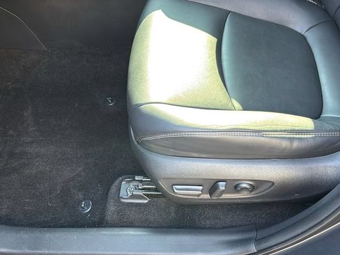 Used 2021 Toyota RAV4 XLE Premium FWD image 26