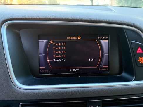 Used 2013 Audi Q5 2.0T Premium Plus w/ Premium Plus Pkg image 17