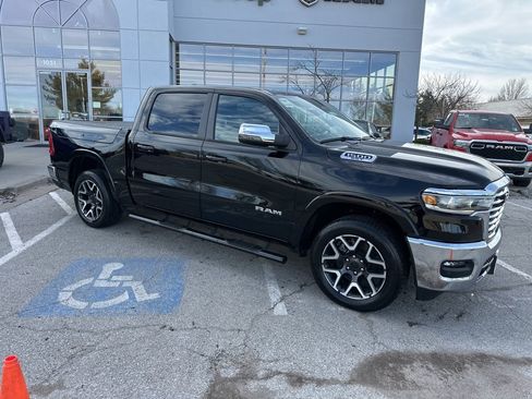 Used 2025 RAM 1500 Laramie image 39