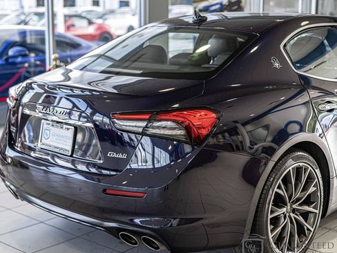 Used 2021 Maserati Ghibli S GranLusso image 12