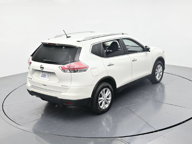 Used 2016 Nissan Rogue SV w/ SV Premium Package AWD/4WD image 41