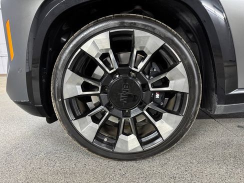 Used 2023 BMW XM AWD/4WD image 20