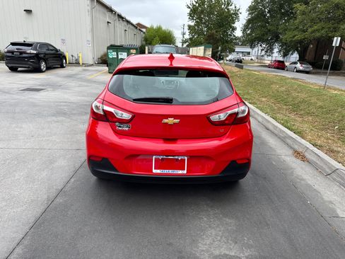 Used 2017 Chevrolet Cruze LT w/ Convenience Package image 10