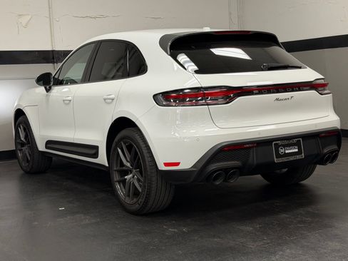 Used 2023 Porsche Macan Turbo image 10