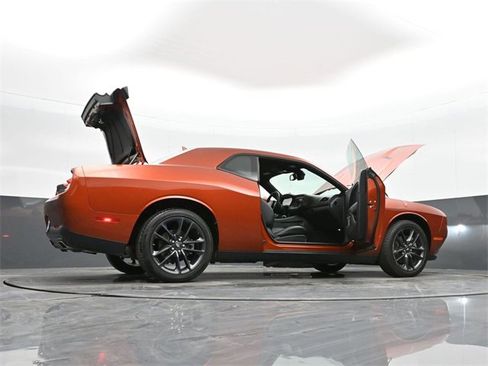 Used 2023 Dodge Challenger SXT w/ Plus Package image 44