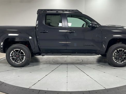New 2025 Toyota Tacoma TRD Sport image 6