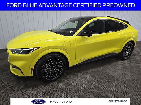 Certified 2025 Ford Mustang Mach-E Premium AWD/4WD image 8