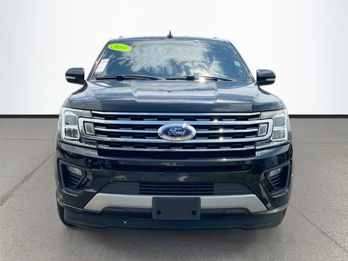 Used 2019 Ford Expedition XLT w/ Equipment Group 202A RWD image 2