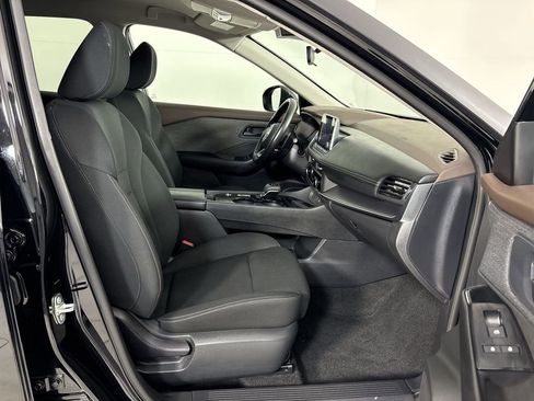 Used 2023 Nissan Rogue S FWD image 24