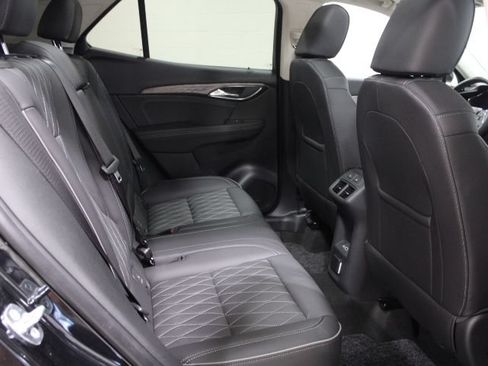 Used 2023 Buick Envision Avenir AWD/4WD image 29