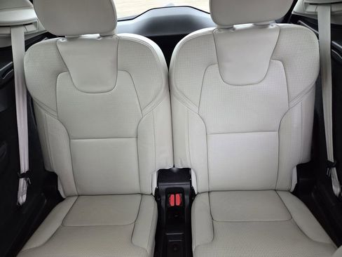 Used 2020 Volvo XC90 T8 Inscription image 21