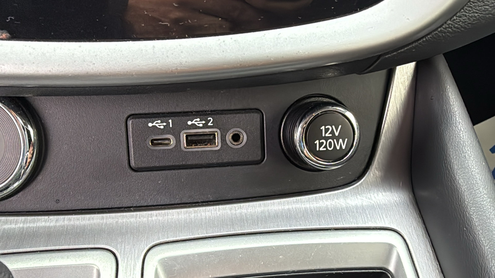 Used 2019 Nissan Murano SV AWD/4WD image 16