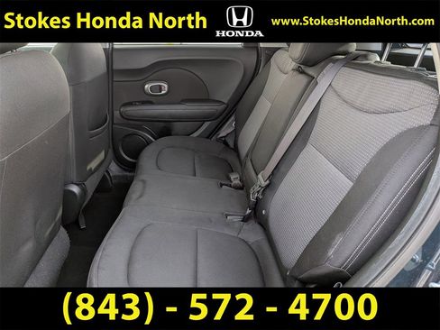 Used 2017 Kia Soul + image 14
