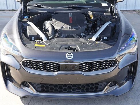 Used 2020 Kia Stinger GT2 image 7
