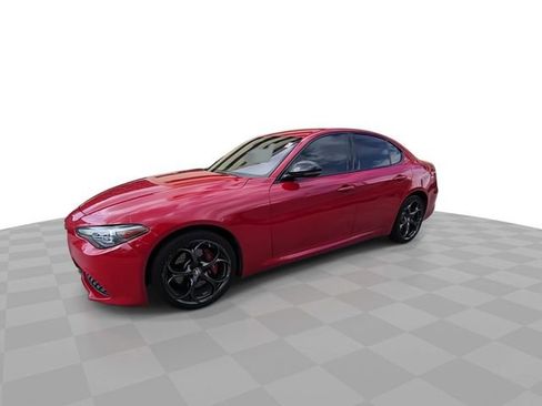 Used 2020 Alfa Romeo Giulia Ti Sport w/ Quick Order Package 22S Sport image 4