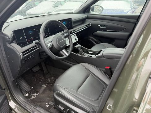 Used 2025 Hyundai Santa Cruz Limited image 9