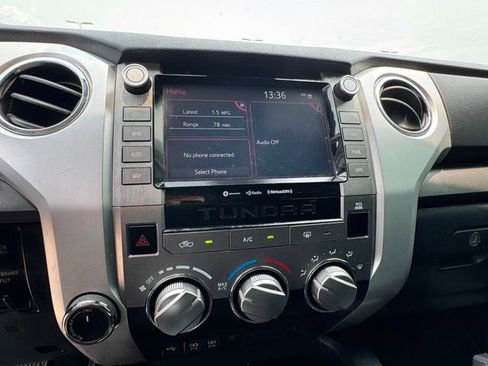 Used 2020 Toyota Tundra SR5 w/ SR5 Leather Package AWD/4WD image 26