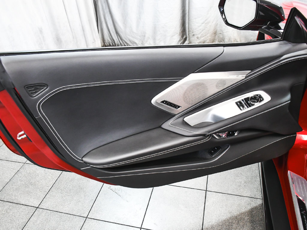 Used 2022 Chevrolet Corvette Stingray Preferred Cpe w/ Z51 Performance Package RWD image 11