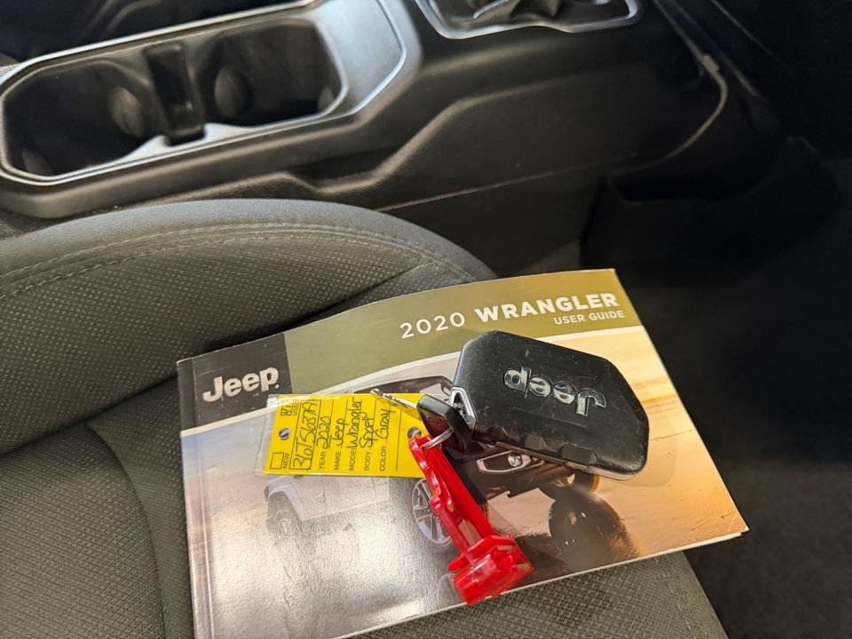 Used 2020 Jeep Wrangler Unlimited Sport AWD/4WD image 38