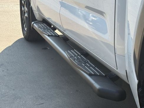 Used 2024 Toyota Tundra Limited AWD/4WD image 10